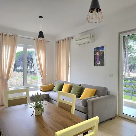 Apartment Sunny - 091 Durres