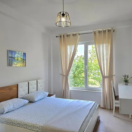 Sunny - 091 Apartment Durres