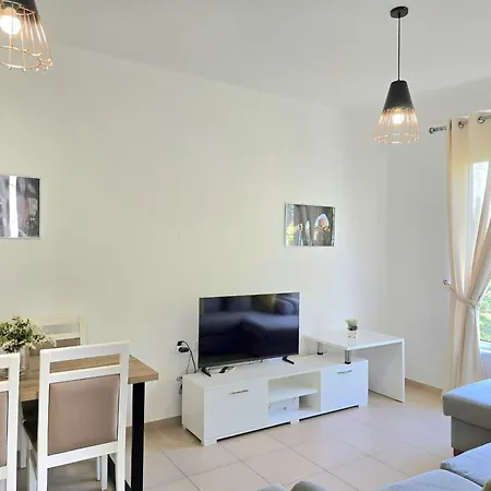 Apartment Sunny - 091 Durres